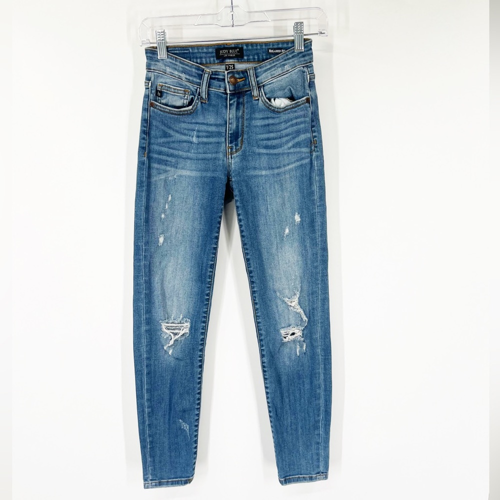 Judy Blue Mid-Rise Relaxed Fit Jeans Distressed
